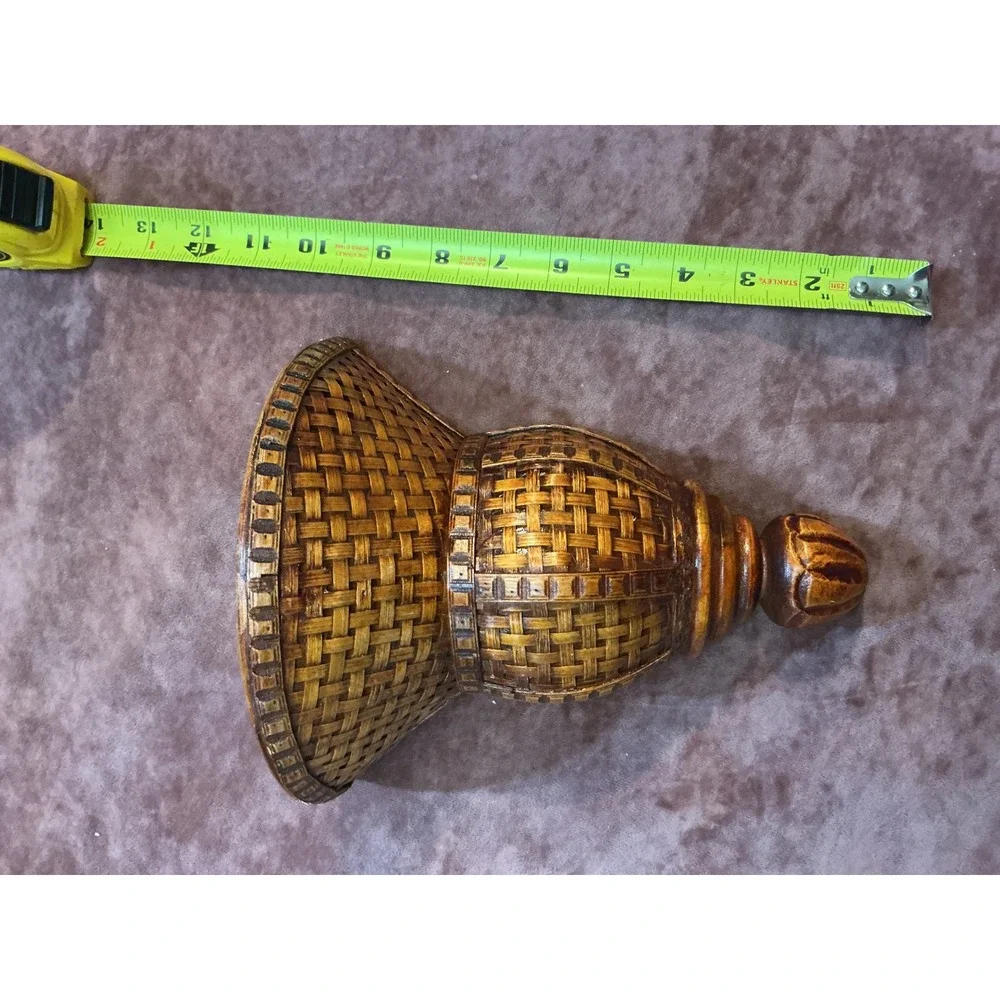 Vintage Faux Woven Basketweave Wall Pocket Planter Sconce Brown Resin Decor